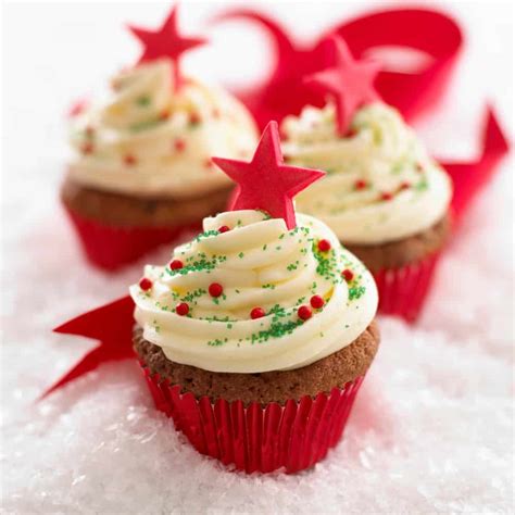 Holiday Deliciousness Christmas Cupcakes That Are Perfect For The