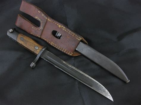 In this video, im going to show more knives in arsenal. Japanese Paratrooper Bayonet JB-128 - River Valley Militaria