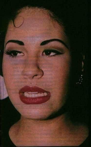 Selena Noche De Carnaval 1995 In 2023 Selena Quintanilla Selena