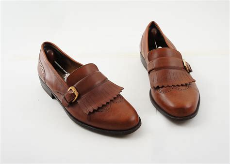 Mens Preppy Loafer Dress Shoes In A Brown Leather With