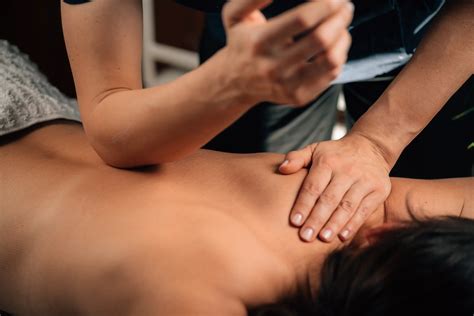 Deep Tissue Massage - Blossom Massage Spa & Sauna