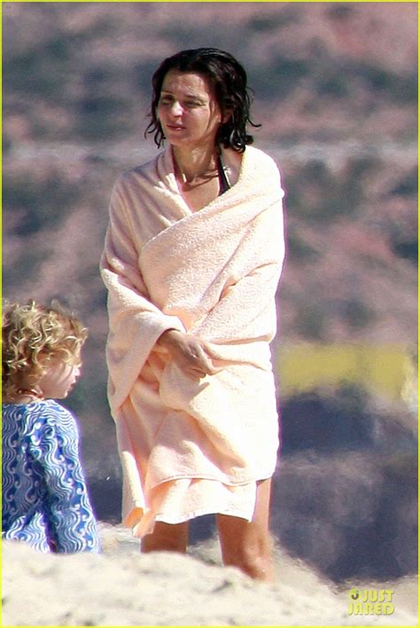 Check spelling or type a new query. Ewan McGregor: Shirtless Holiday Vacation with Eve ...