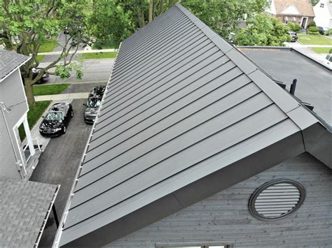 Traditional Standing Seam Metal Roof Metal Roof Experts In Ontario