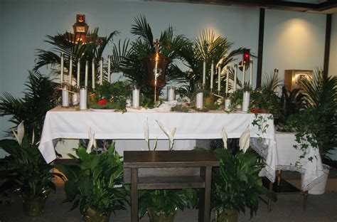Holy Thursday Altar Of Repose Set Up In Small Chapel At St John