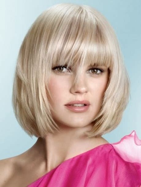 Short And Medium Hairstyles For Women Style And Beauty
