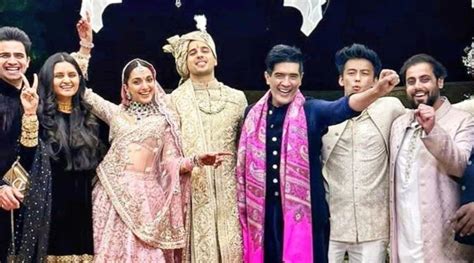 Sidharth Malhotra And Kiara Advani Strike Fun Poses In Unseen Wedding