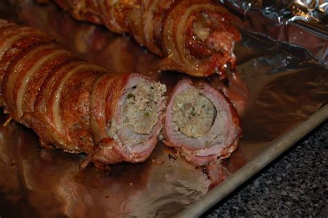 The bacon crust helps to trap in the moisture so when you slice into this tenderloin, juices will spill out! Traeger Bacon Wrapped Pork Tenderloin Recipes - Dandk ...