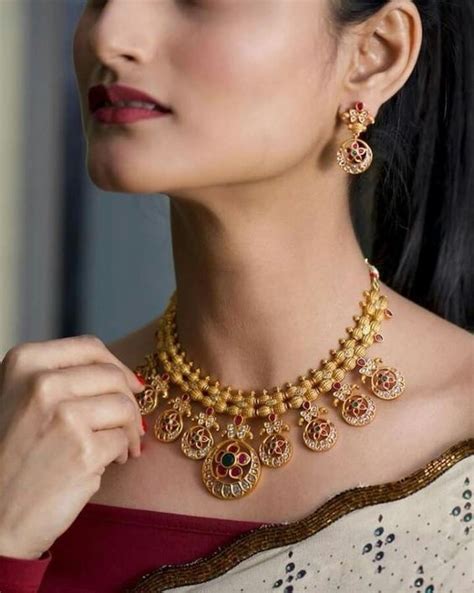 30 Bridal Gold Necklace Designs To Check Out Before Buying Your Wedding