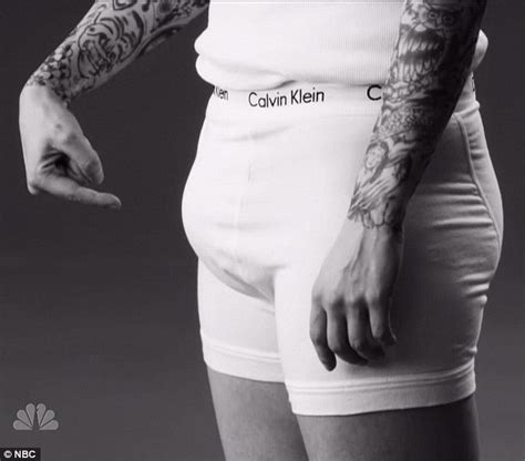 Justin Bieber Laughs At Saturday Night Lives Spoof Of His Calvin Klein