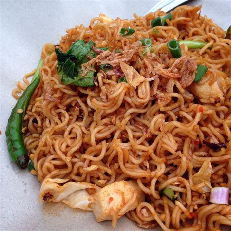 English:fried maggi noodles) is a style of cooking instant noodles, in particular the maggi product range, which is it is commonly served at indian muslim (or mamak) food stalls in malaysia. Restoran ZatiManis - Malaysia | Burpple