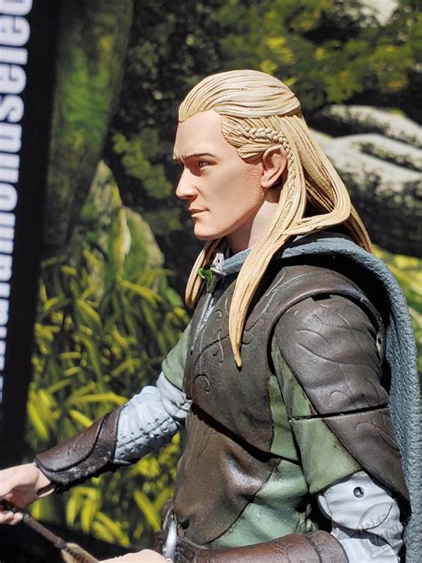 Idle Hands Pre Orders Up For Diamond Selects Lord Of The Rings Figures