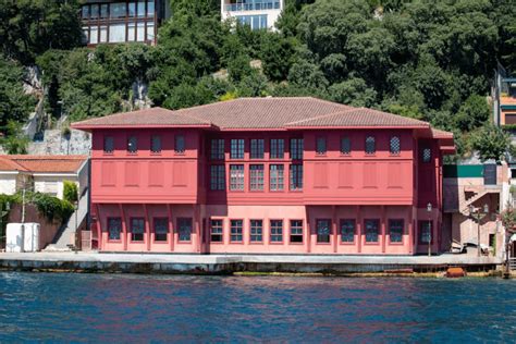 Trem Global Magnificent Mansionswatersides Of Istanbul