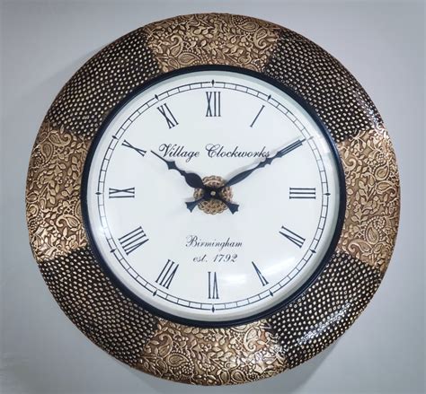 Silent Clockvintage Stylebeautiful Art Wood Wooden Clock Etsy