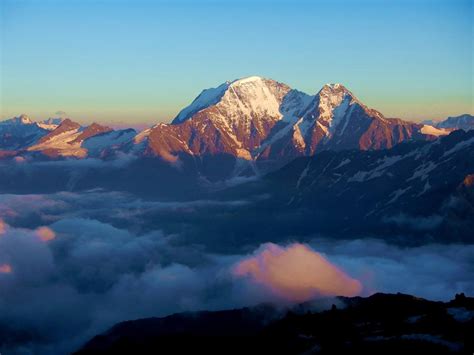 Summits Experts Expeditie In Muntii Caucaz Varful Elbrus August 2016