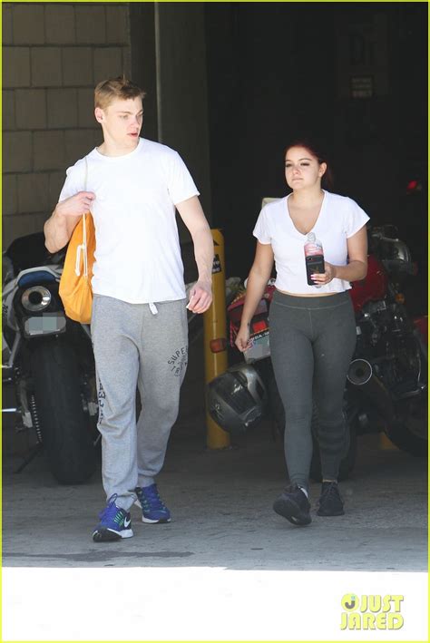 Full Sized Photo Of Ariel Winter Shows Off New Red Hair Color While Out With Babefriend Levi