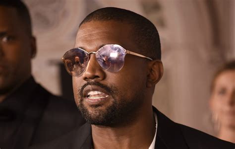 Изучайте релизы kanye west на discogs. Kanye West deletes Twitter and Instagram again after facing criticism for 'SNL' appearance