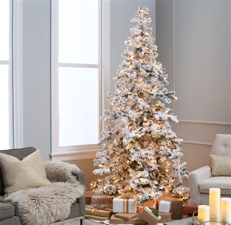 Guide To Flocked Christmas Trees A Very Cozy Home