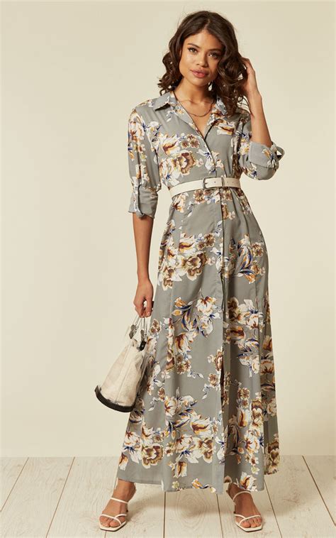 Whether for work, a wedding, or weekend plans, we're quietly confident the dress you had in mind lives here. Long Sleeve Maxi Shirt Dress In Grey Floral Print | CY ...