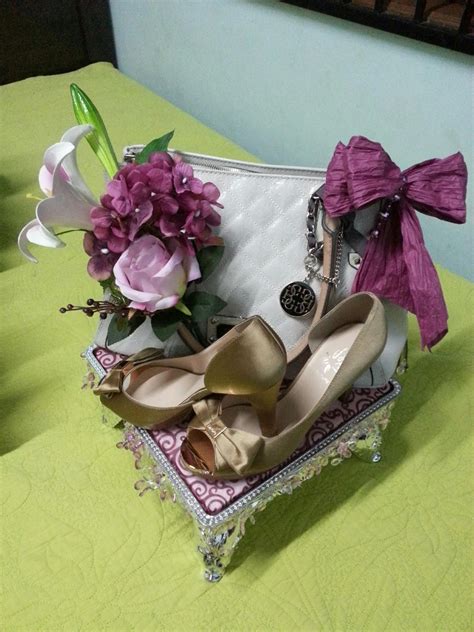 Okey la entry kali ni sj jer nak tulis tentang list hantaran lelaki. Persiapan perkahwinan part II : Gubahan hantaran | Roshiema