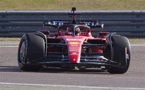 Fórmula 1 Ferrari Sf 23 é Apresentada Oficialmente Fotos