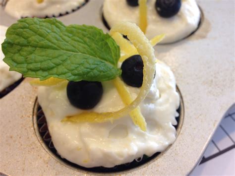 Pioneer Woman Missys Lemon And Blueberry Cupcakes Favorite Recipes