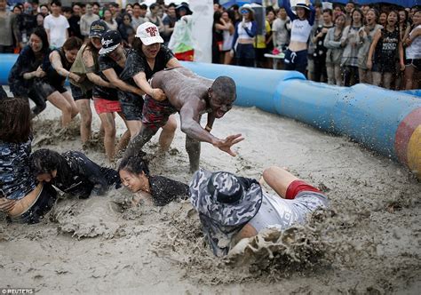 South Korea Boryeong Mud Festival Set To Draw Millions To