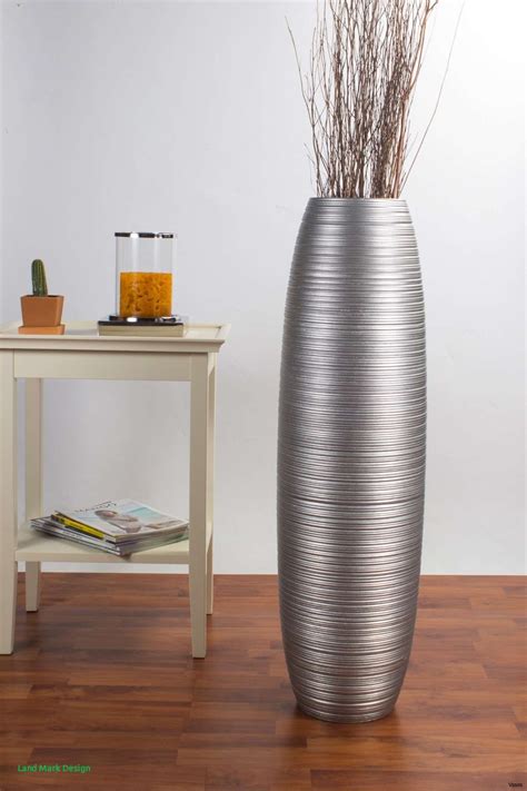11 Stylish Tall Vases For Living Room India 2024