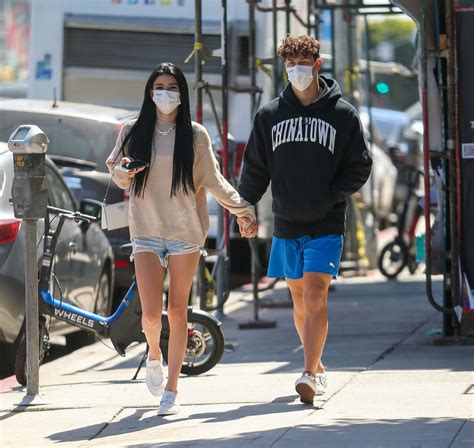 Dixie Damelio And Noah Beck Out In Los Angeles 05232021 • Celebmafia