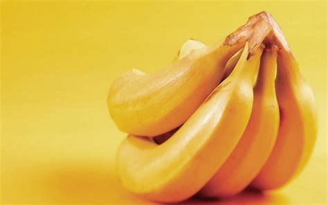 Wallpaper Bananas Fruit Ripe Bunch 1920x1200 1015232 Hd