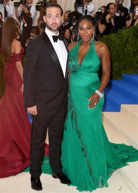 Shirt to subtly drag maria sharapova. Serena Williams Husband: Who is Alexis Ohanian? | New Idea ...