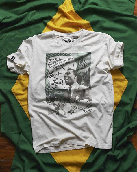 Pelé Tribute White Photo Tee Roots Of Fight