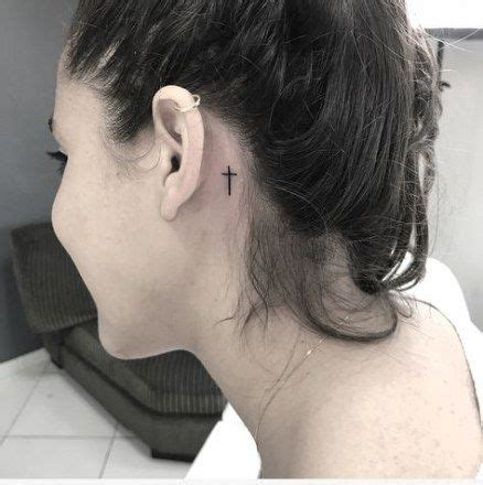 At tattoo 46 we offer all kinds of ear and body piercings. Piercing Orelha Feminino Flor 46+ Ideas #piercing | Small neck tattoos, Hairline tattoos, Small ...