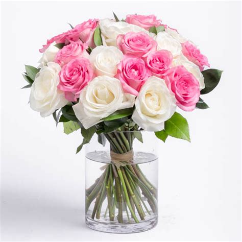 Roses Pink And White Rose Bouquet Ode à La Rose Ode à La Rose