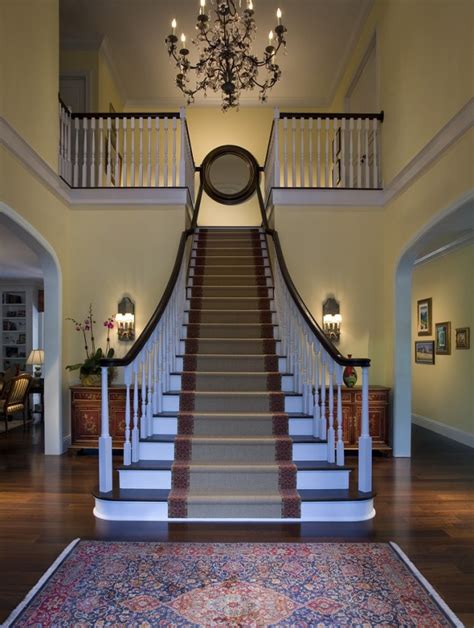 16 Elegant Traditional Staircase Designs That Will Amaze You