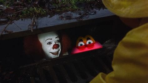 It Happy From Mcdonalds Horrifying New Mascot In Horror Movies E News