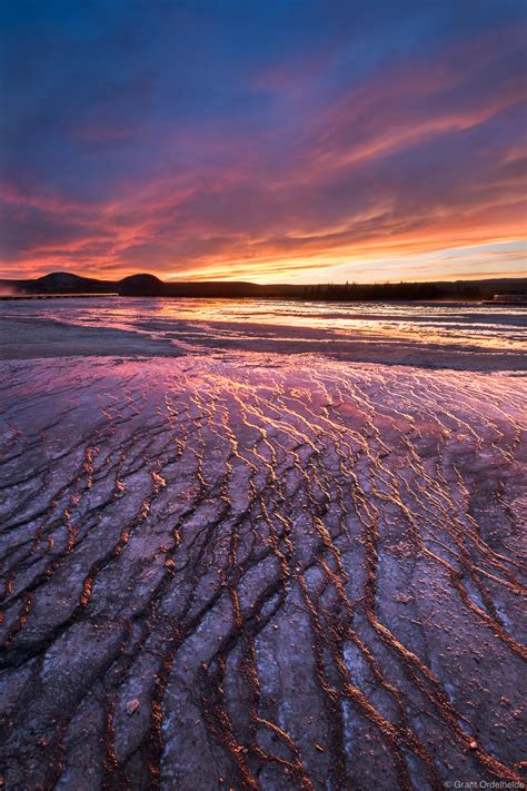 grand prismatic sunset yellowstone national park wyoming grant