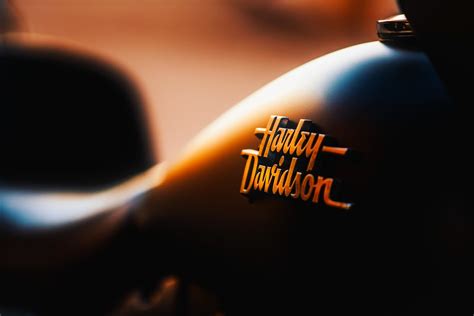 Close Up Of A Harley Davidson Badge Fondo De Pantalla Hd Fondo De Escritorio 2200x1467 Id