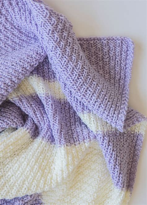 Easy Knit Baby Blanket Pattern - Leelee Knits