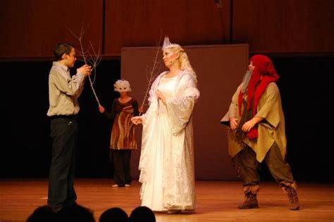 Jadis And Her Dwarf With Edmund Turkish Delight Scene Narnia Scene Costumes