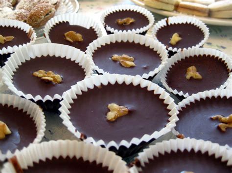 That being said, it isn't the healthiest of cookies, but it is delicious, especially with a cup of coffee! Christmas Cookies Part 5: Chocolate Truffles (Šuhajdy ...