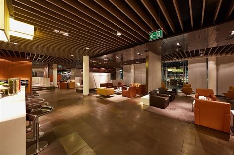 7 Best Airport Lounges In The World