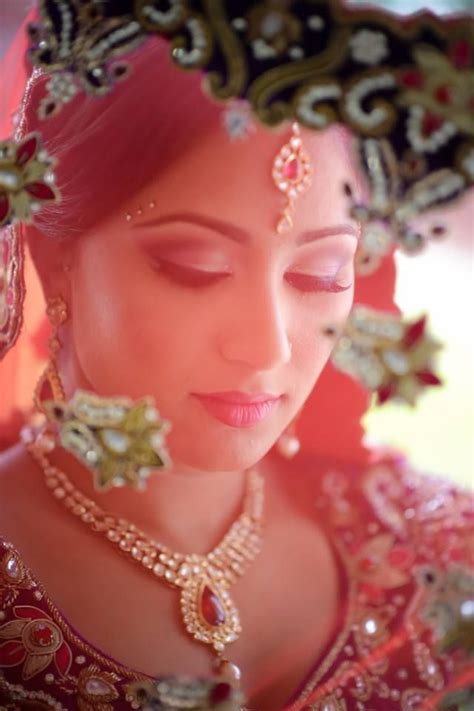 Beautiful Desi Indian Bride  Desi Bride Indian Bridal Wedding Photography