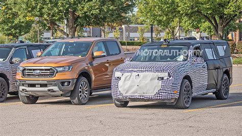 Seeing the 2022 maverick (camouflaged as an suv) standing in front of the ranger gives us a good idea about its size. New 2022 Ford Maverick Towing Capacity | 2021 - 2022 Pickup Truck