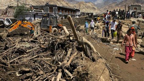 Manmohan Donates Rs 50000 For Lehs Cloudburst Victims The Hindu