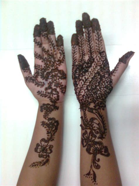 Women Beauty Tips 10 Gorgeous Wrist Mehndi Designs