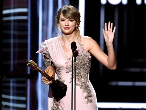 Newsweek On Twitter Taylor Swift Gets Political Slams Republican And