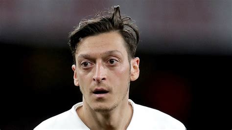 Arsenal Furious Over Explosive Mesut Ozil Interview Extraie