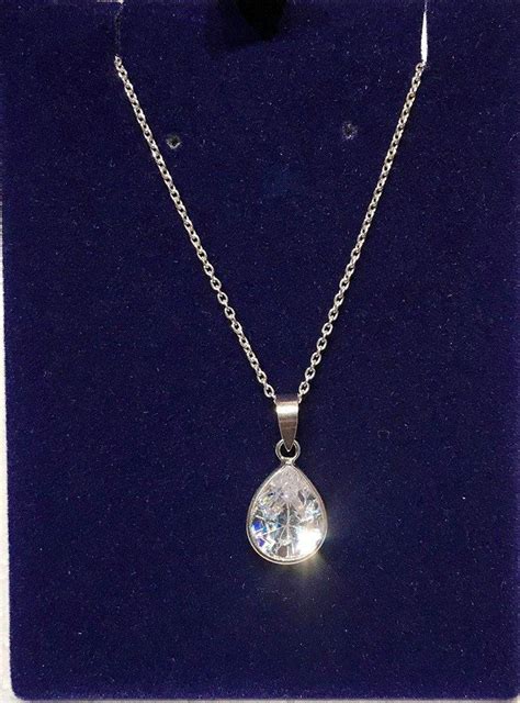 Sparkling Stunning Sterling Silver Crystal Teardrop Pendant Necklace