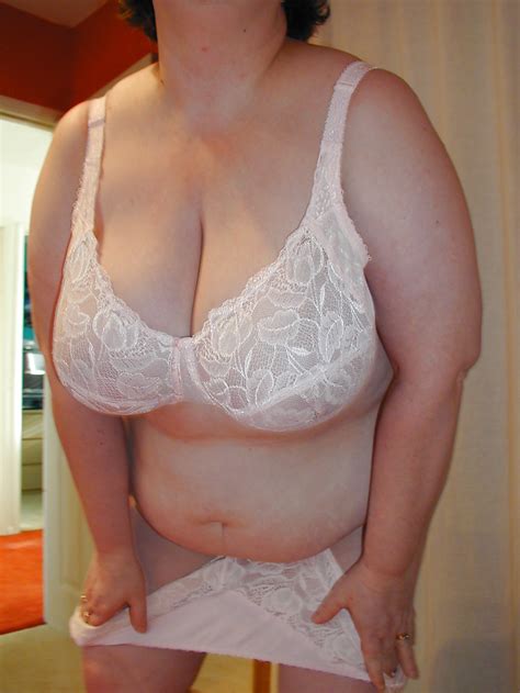 Fat Belly Striptease Porn Pictures Xxx Photos Sex Images 4053550 Pictoa