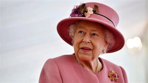 La Reina Isabel Ii No Puede Viajar A Londres Por Razones De Salud